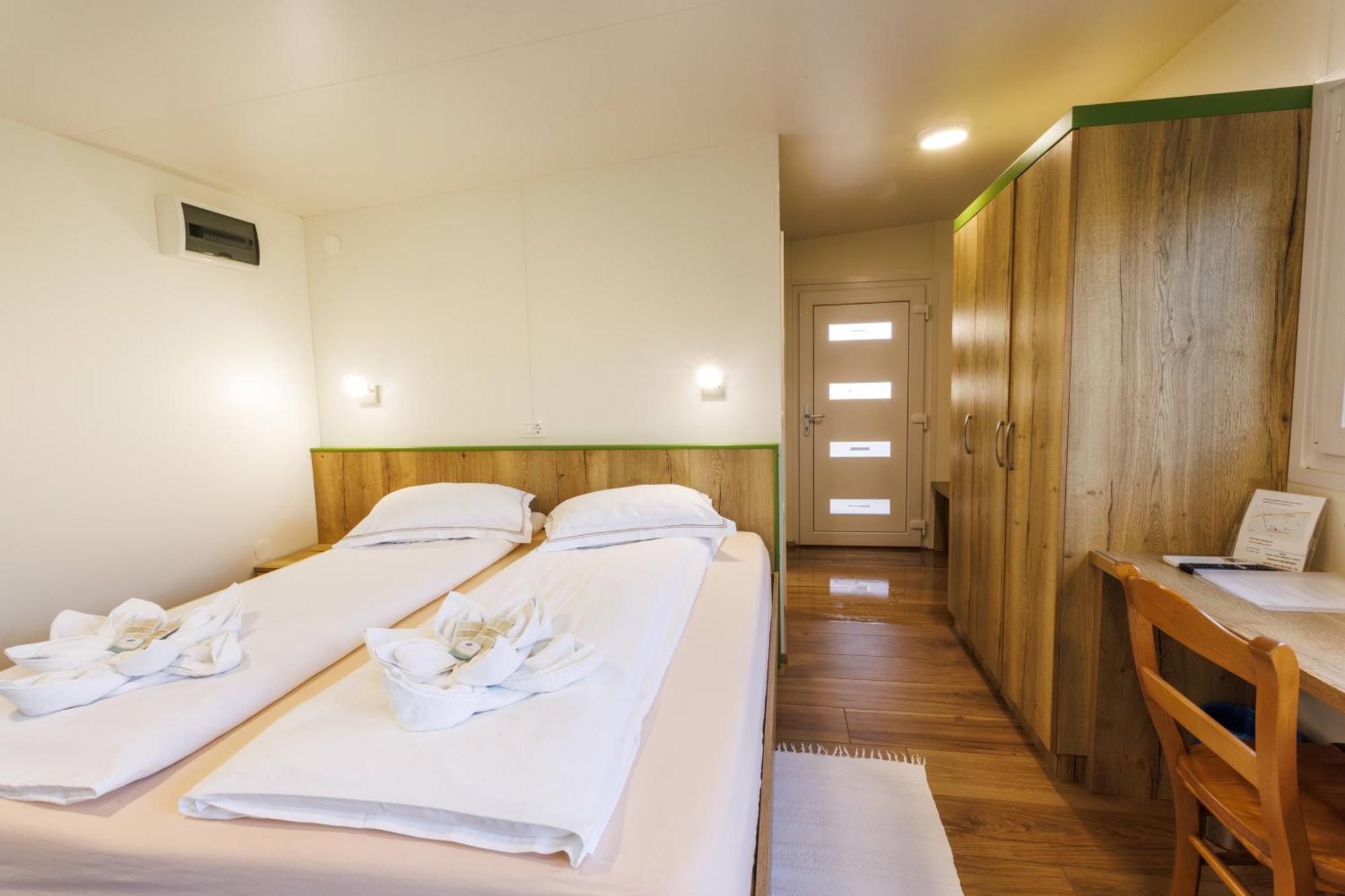 Mobile House Vegov Hram Hotel Dol pri Ljubljani Ngoại thất bức ảnh