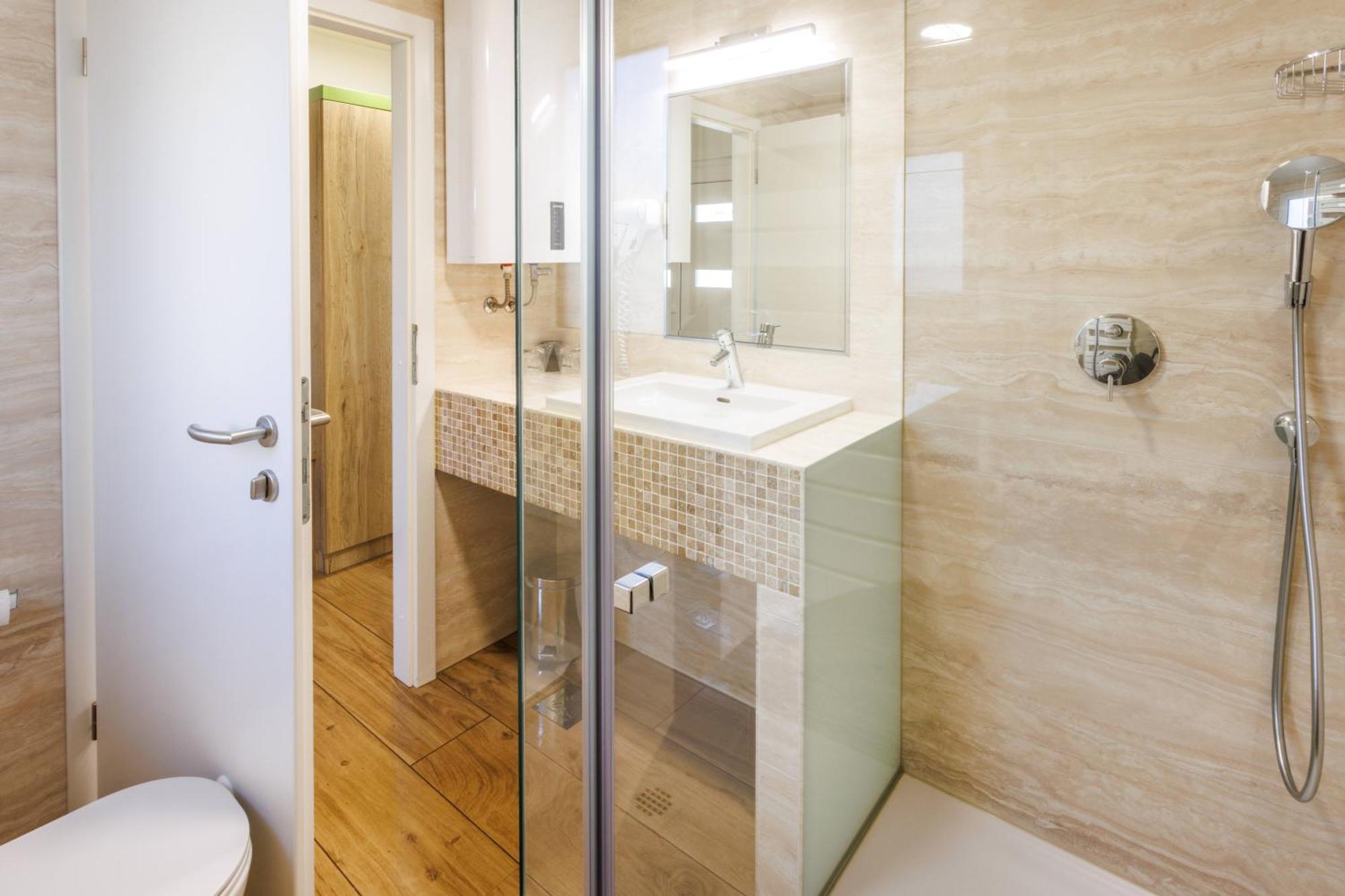 Mobile House Vegov Hram Hotel Dol pri Ljubljani Ngoại thất bức ảnh